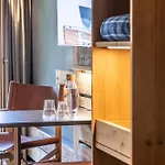 Szálloda Basecamp 3*
