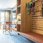 Szálloda Basecamp 3*