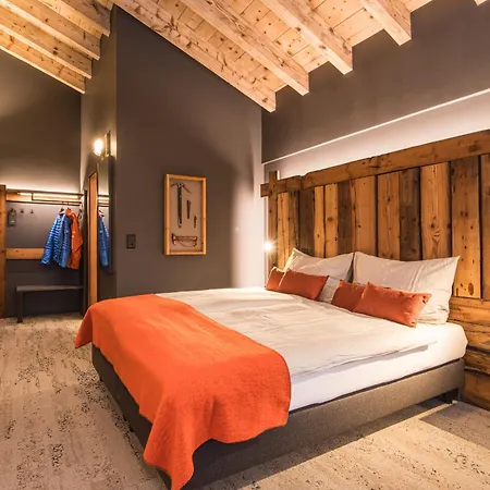 Basecamp 3* Церматт