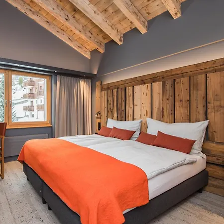 Basecamp Szálloda 3*