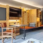 מלון Basecamp צרמט